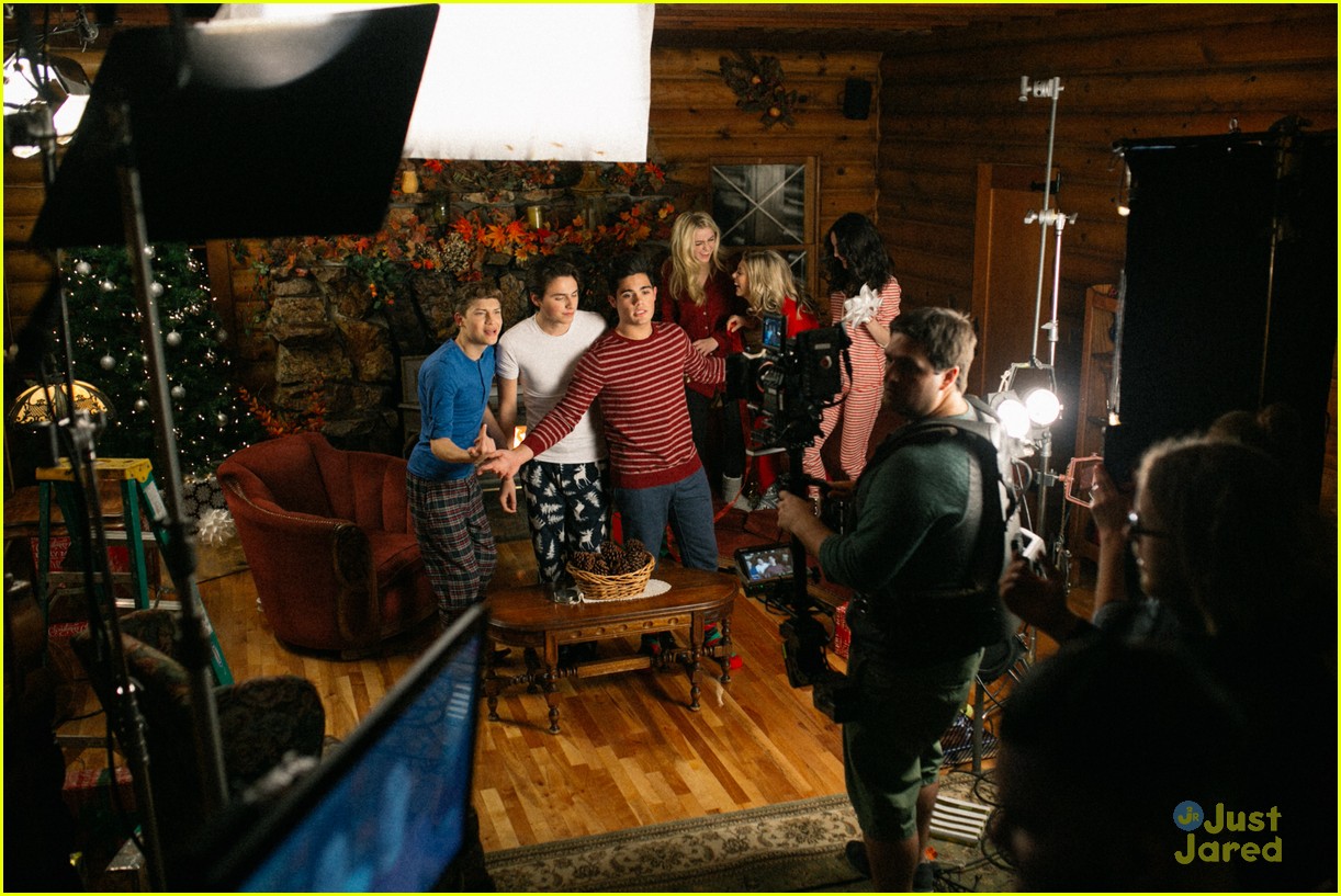 forever in your mind christmas video stills exclusive 02