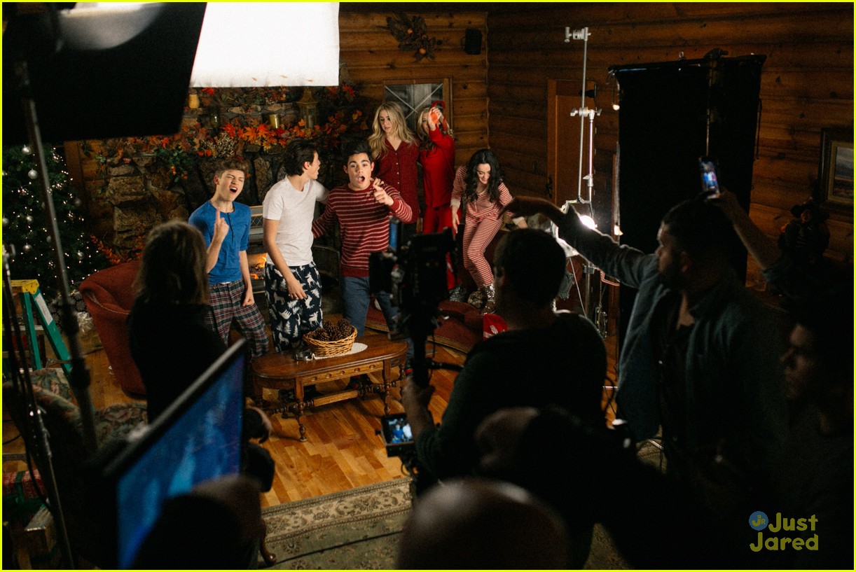 forever in your mind christmas video stills exclusive 24