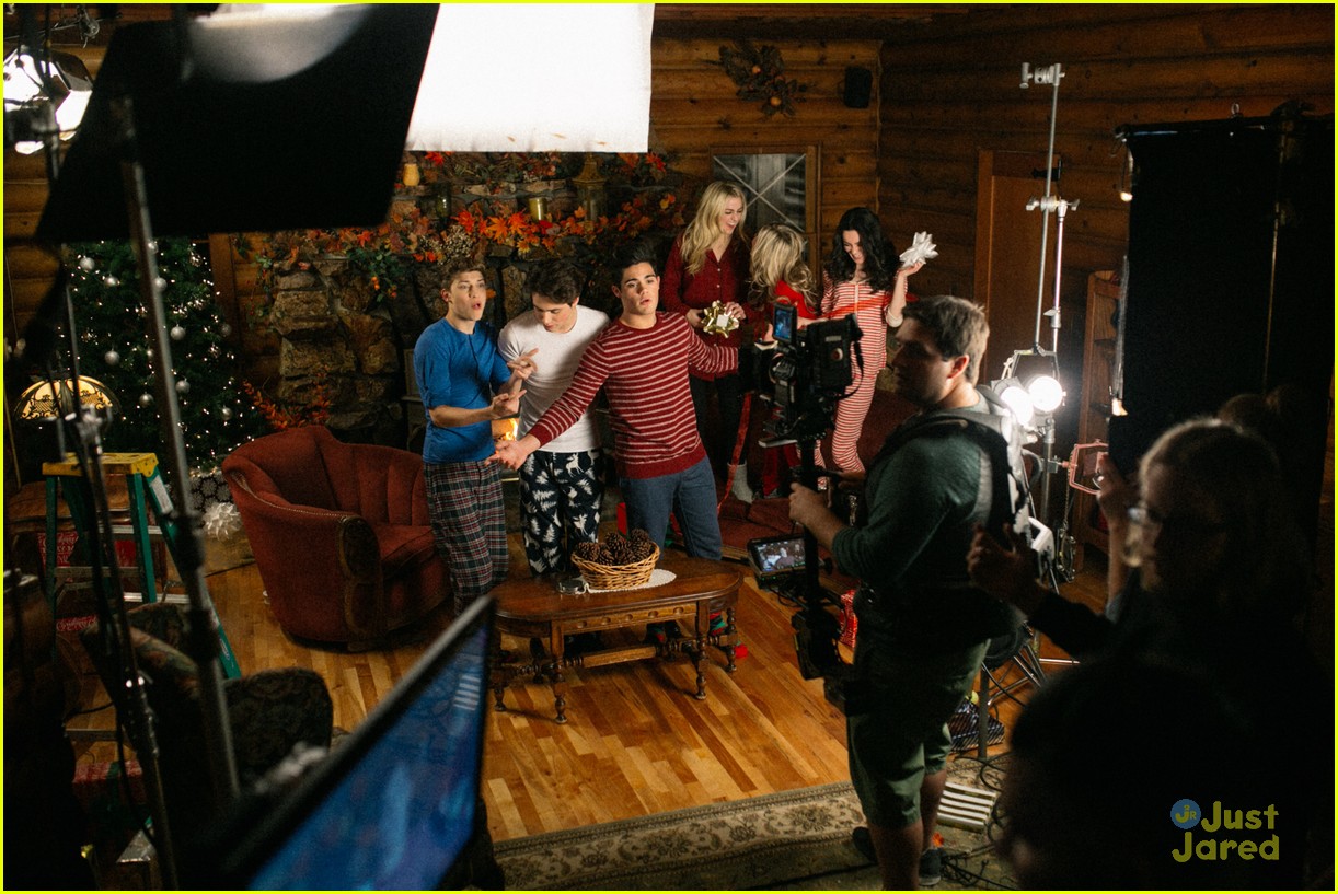 forever in your mind christmas video stills exclusive 27