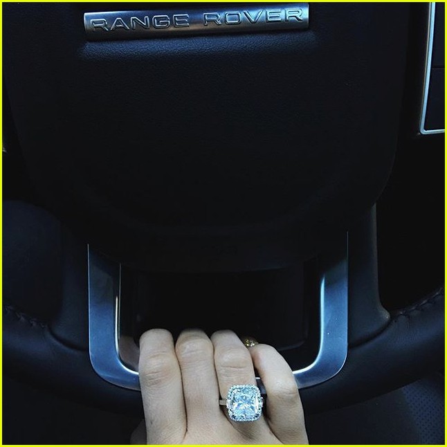 kylie jenner confirms shes not engaged to tyga 04