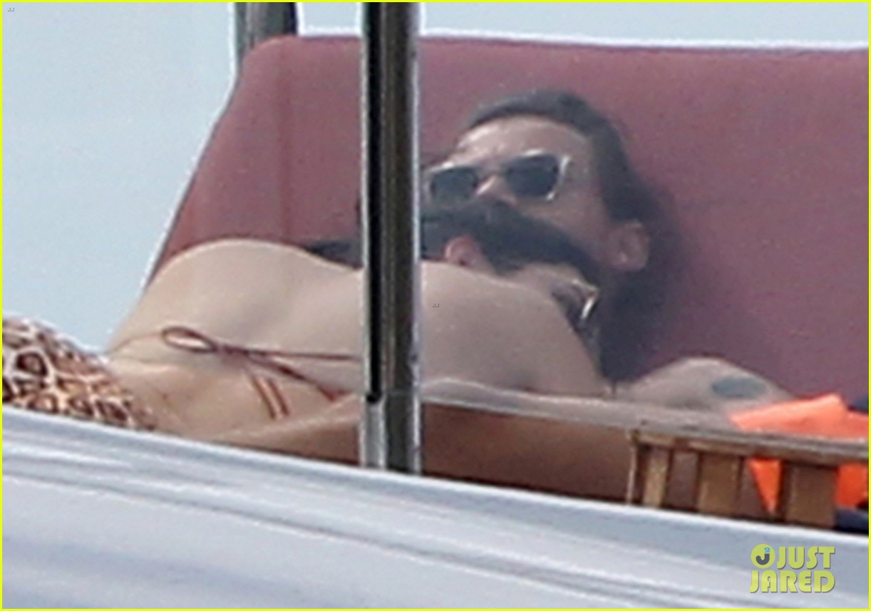 kendall jenner harry styles yacht pda 2015 new years 08