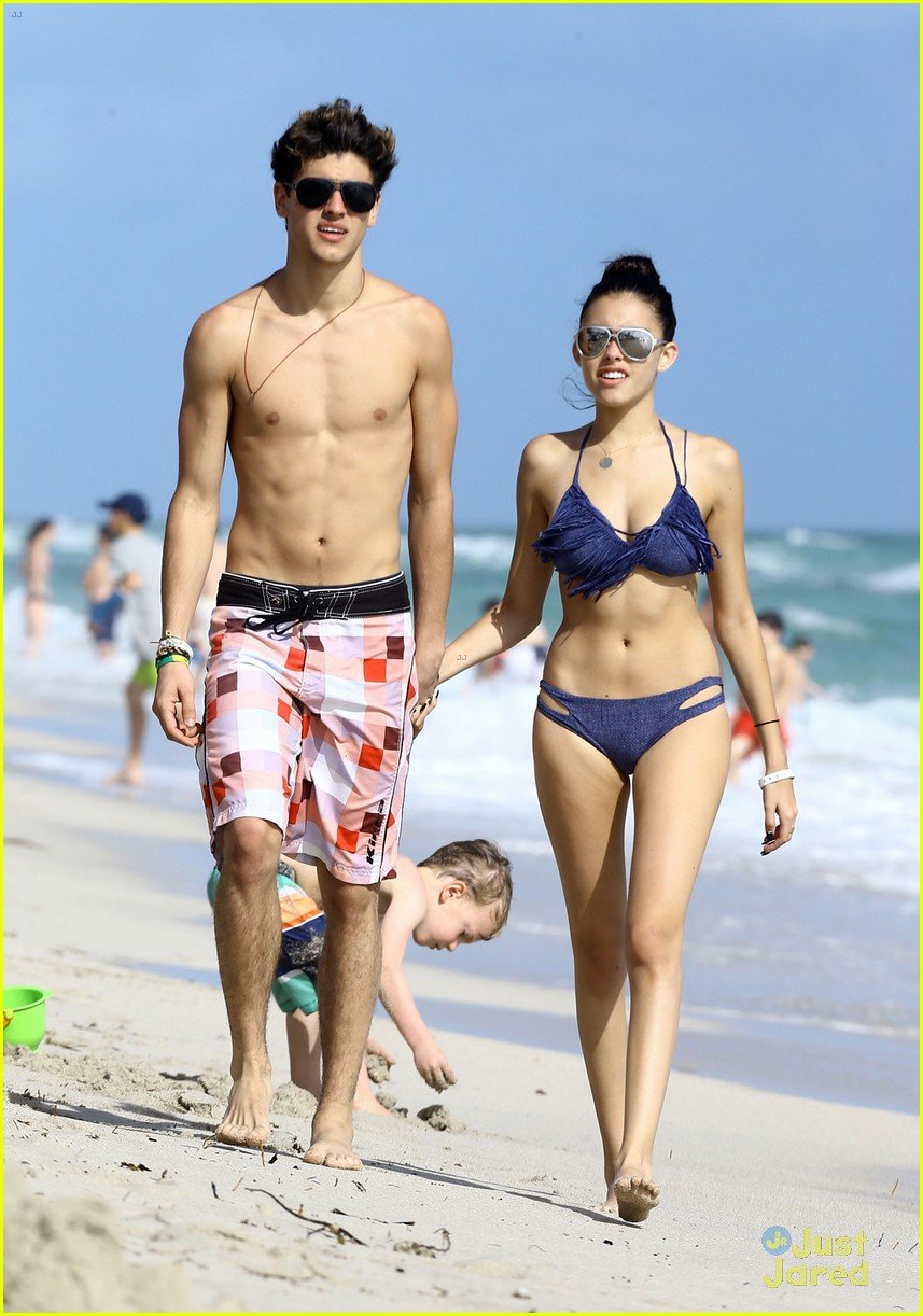 Madison Beer & Jack Gilinsky Continue to Pack on Beach PDA in Miami: Photo  909658 | Bikini, Jack Gilinsky, Madison Beer, Shirtless Pictures | Just  Jared Jr.