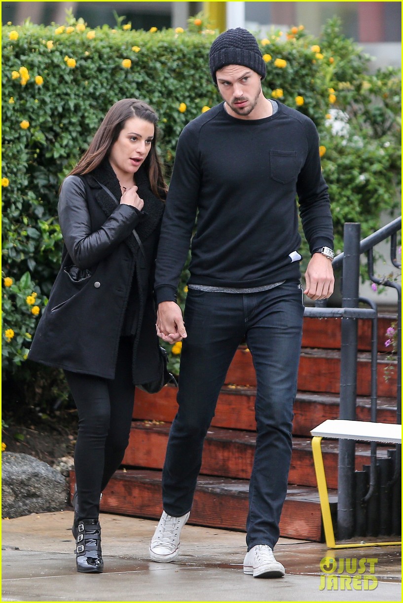 lea michele talks about christmas presents for matthew paetz 15