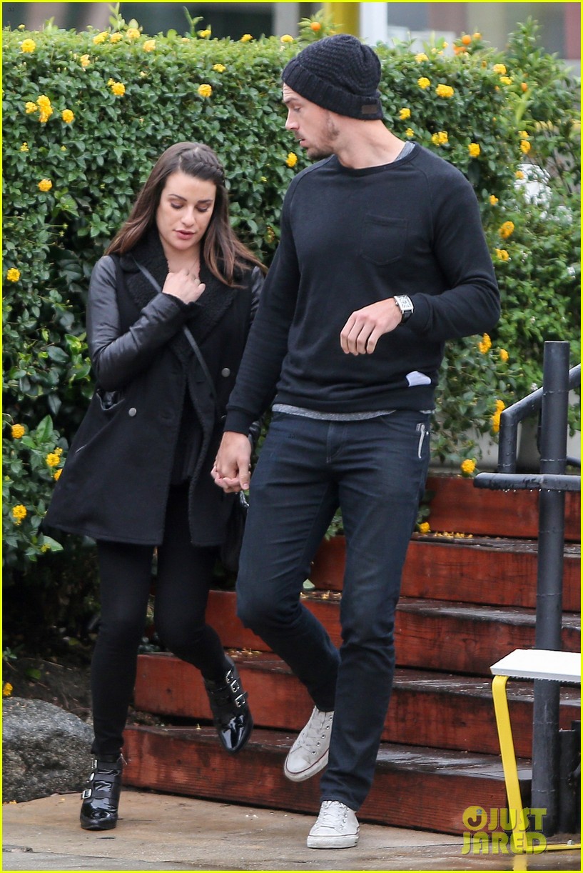 lea michele talks about christmas presents for matthew paetz 22
