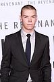 will poulter revenant hollywood premiere pics 07
