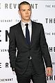 will poulter revenant hollywood premiere pics 15