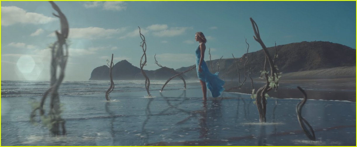 taylor swift out of the woods music video stills 06
