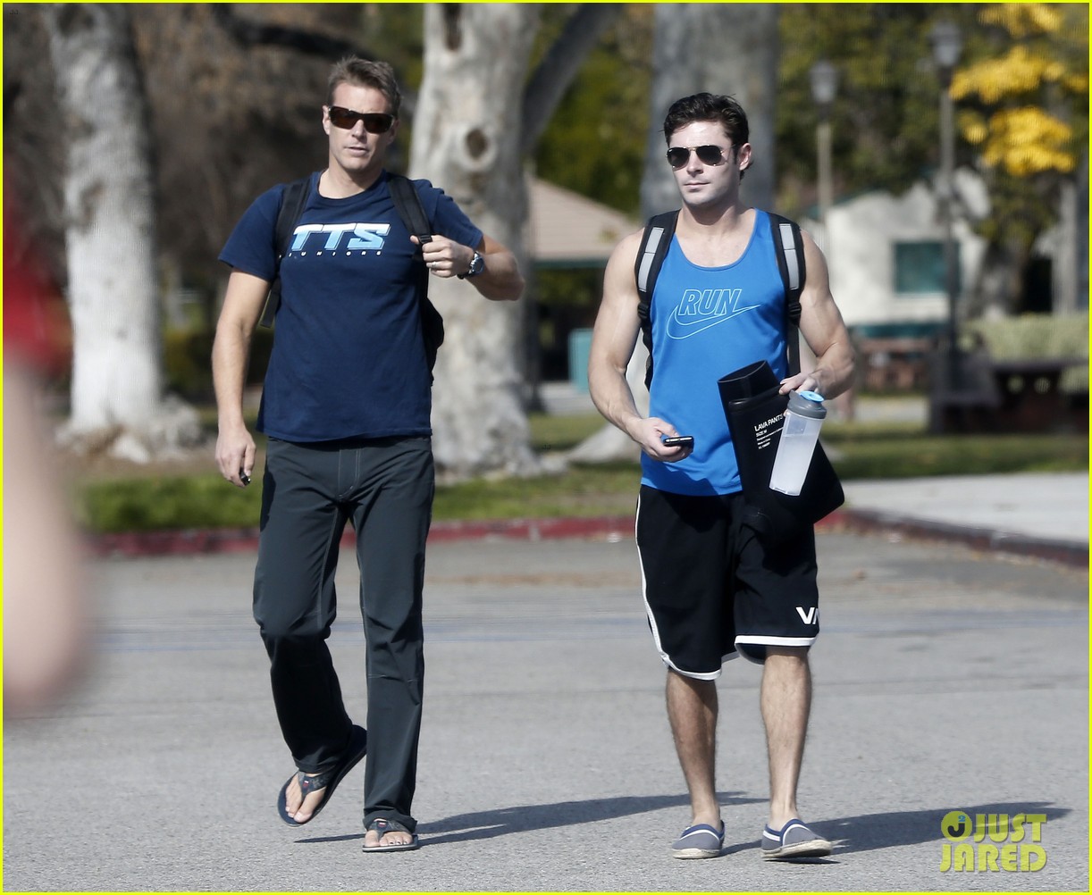 zac efron goes shirtless for baywatch swimming lessons 40