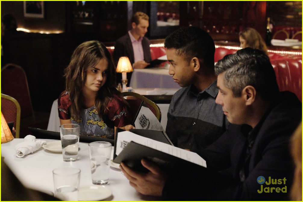 fosters family dinner first impressions stills 23
