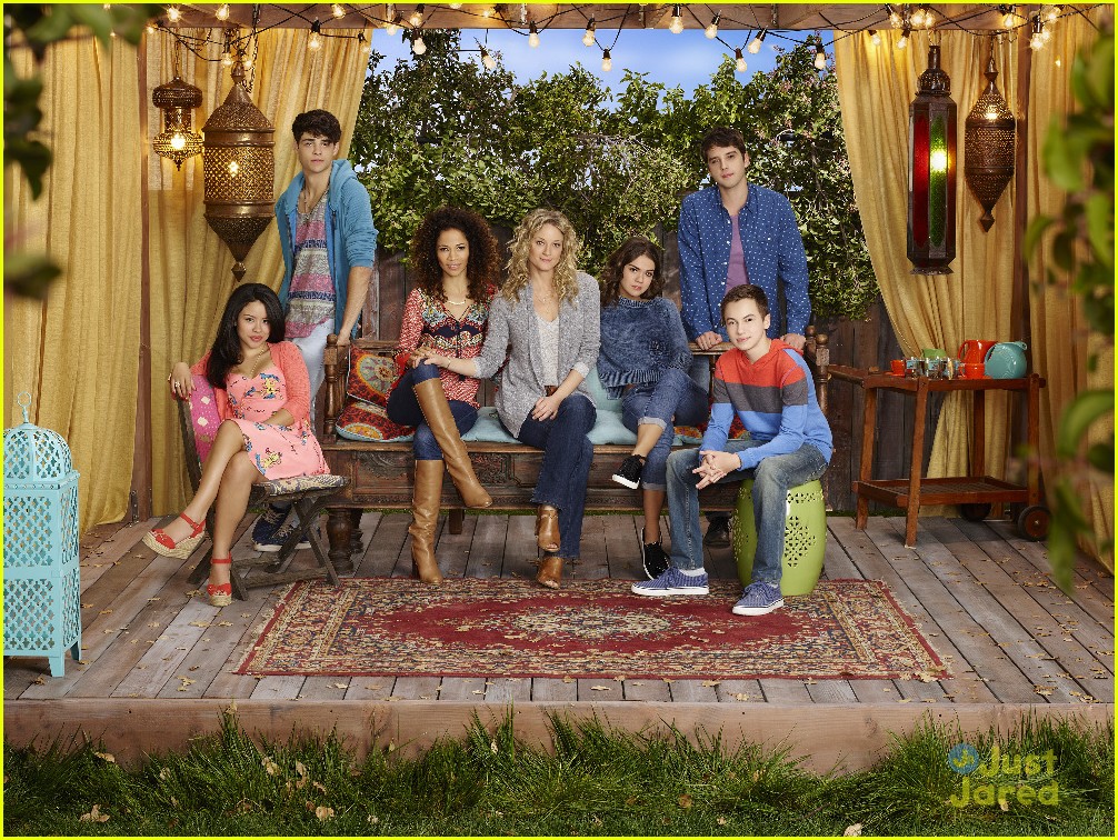 the fosters returns tomorrow see promo pics now 03