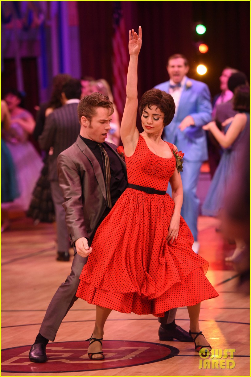 grease live full cast songs list 116