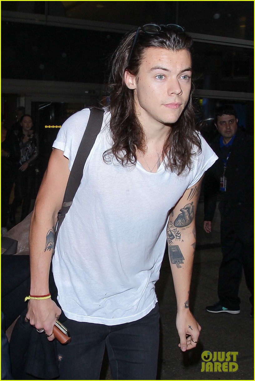 harry styles lax arrival early bday nick grimshaw 02