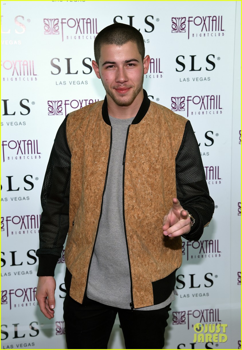 nick jonas says 2016 has a lot to live up to 10