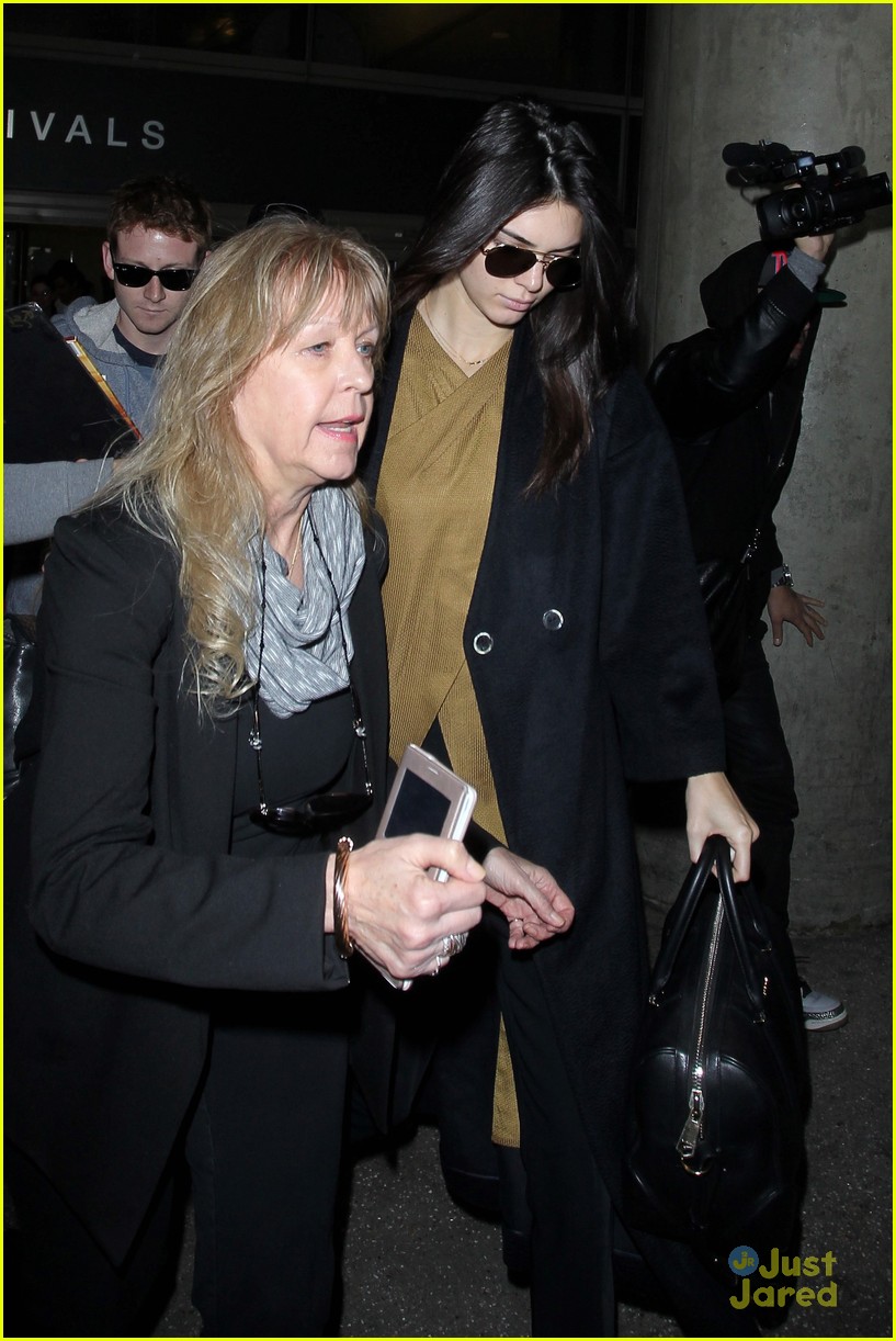 kendall jenner lax arrival no fashion younger 11