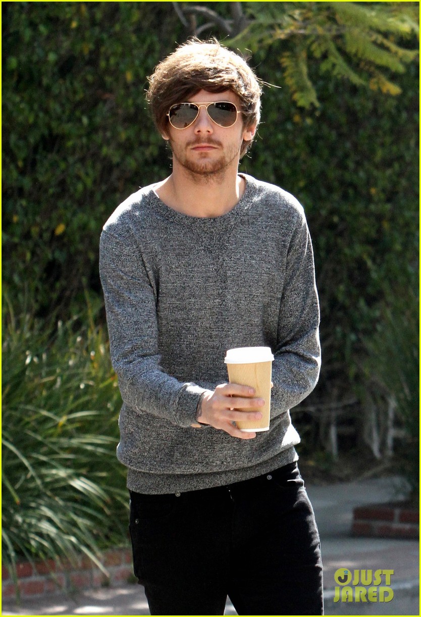 louis tomlinson briana jungwirth sep outings after freddie birth 06