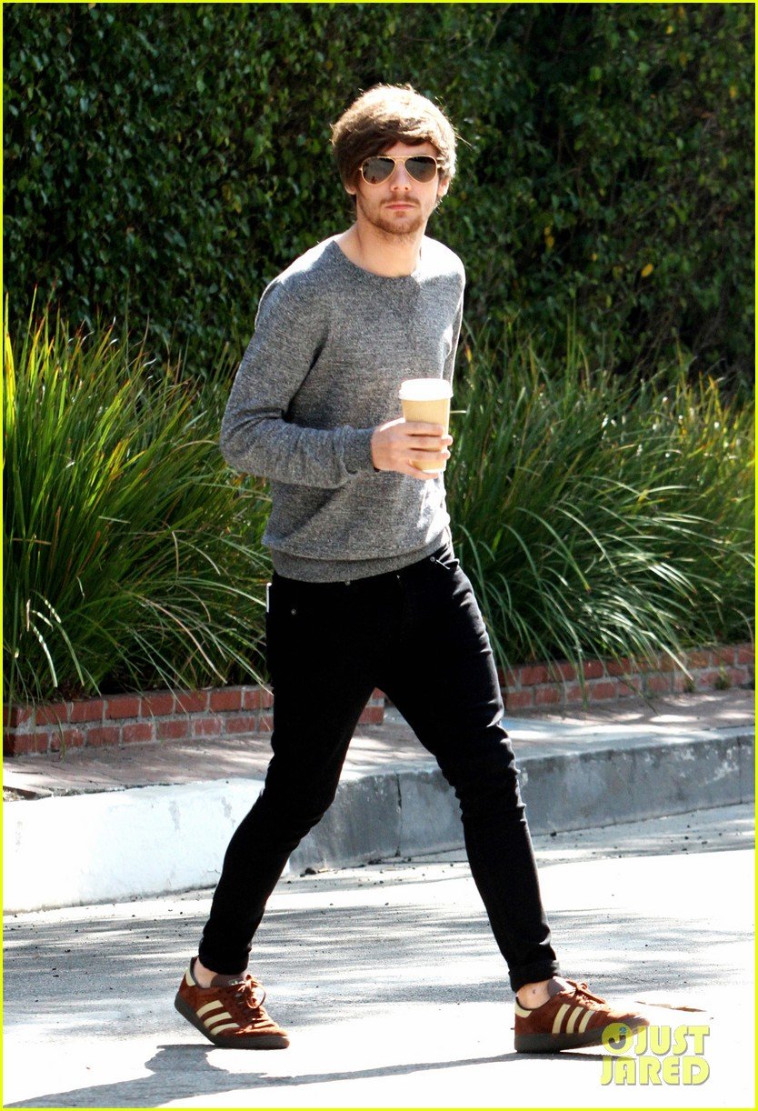 louis tomlinson briana jungwirth sep outings after freddie birth 15