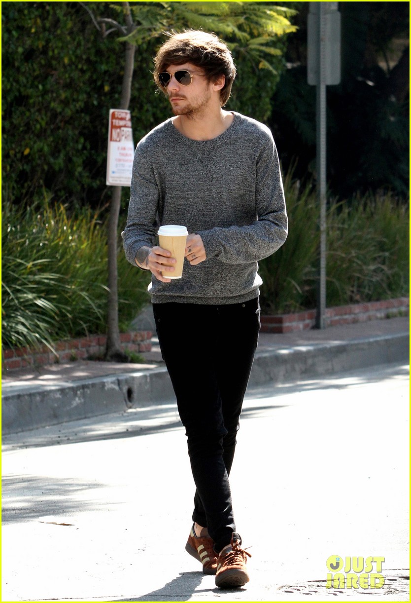 louis tomlinson briana jungwirth sep outings after freddie birth 17