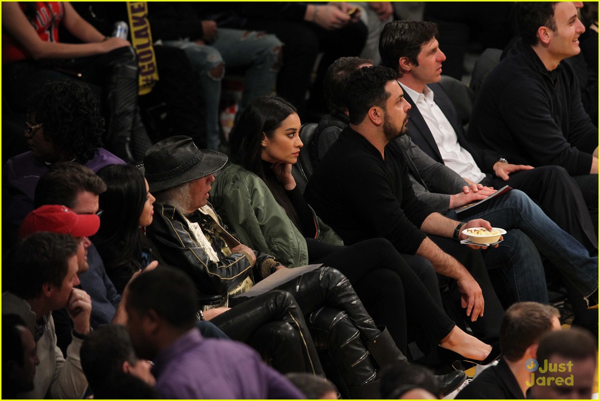 shay mitchell teen vogue int lakers courtside 08
