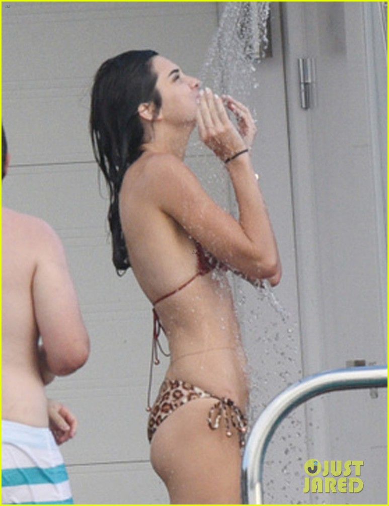 kendall jenner harry styles st barts vacation 11