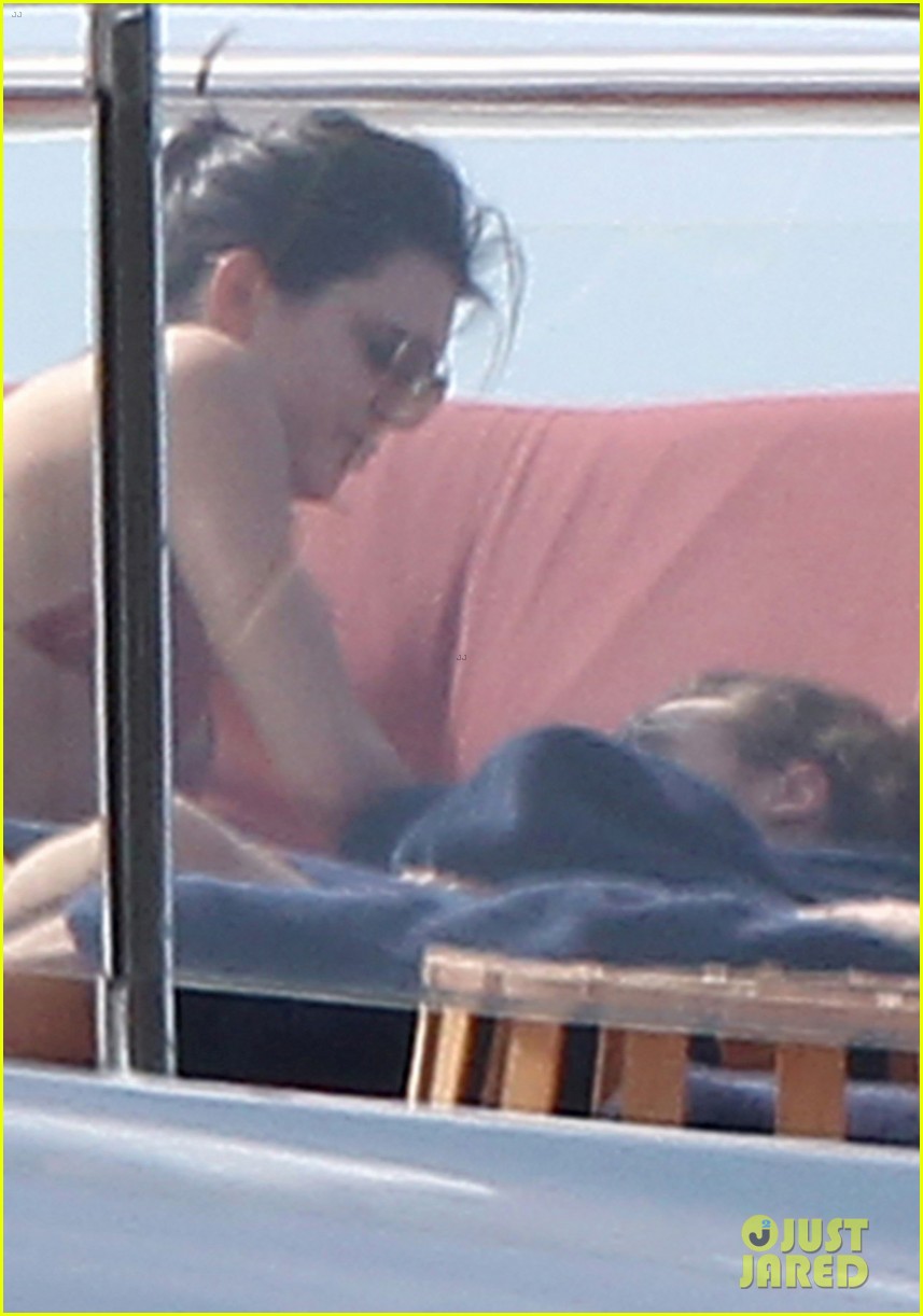 kendall jenner harry styles st barts vacation 47