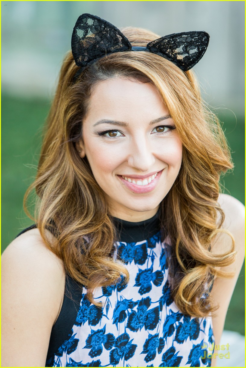 vanessa lengies home family lace ears second chance 07