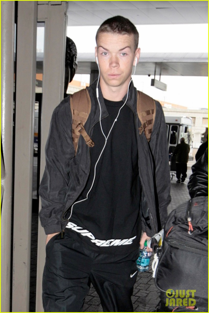 will poulter lax after golden globes 14