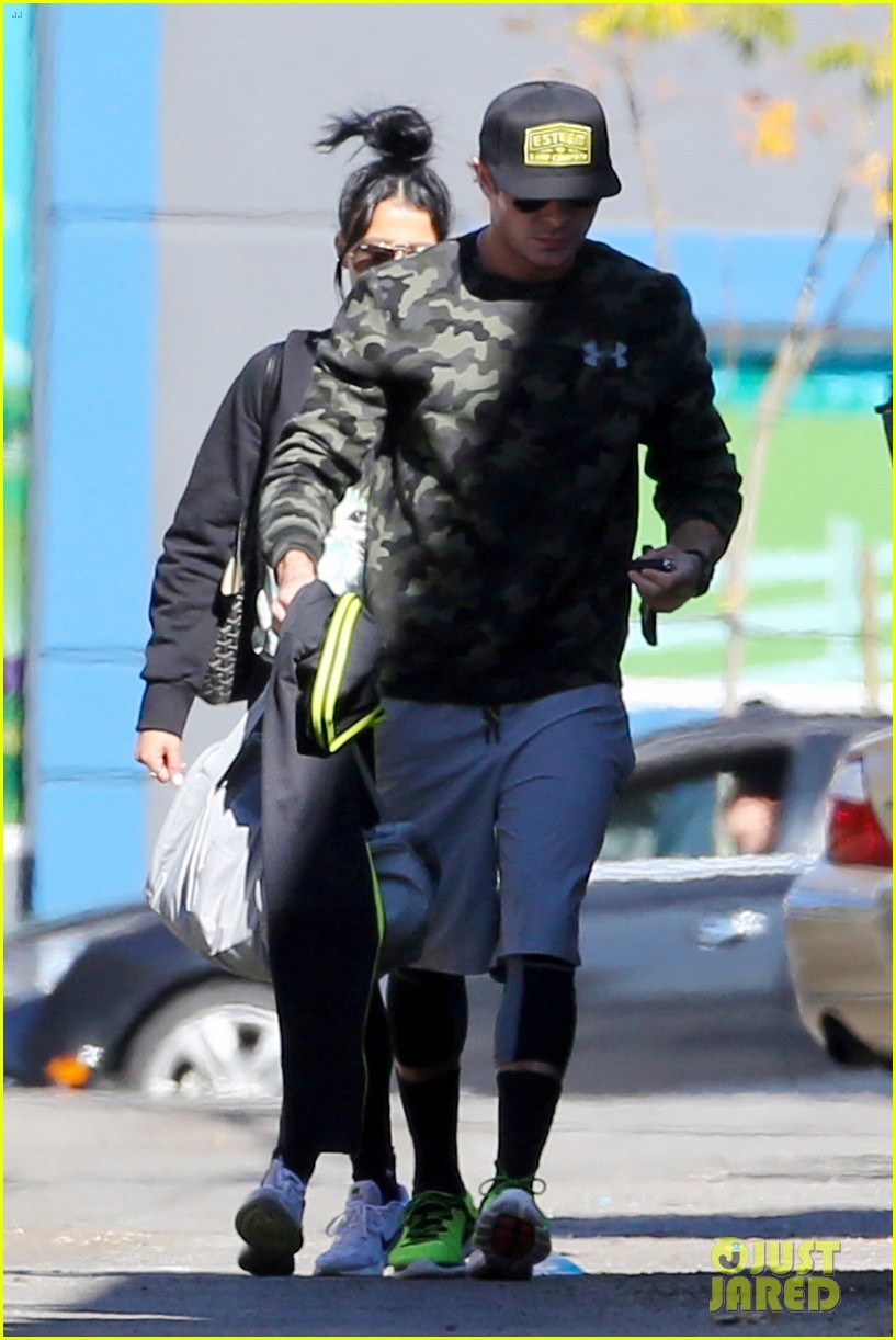 zac efron and his girlfriend sami hit the gym 09