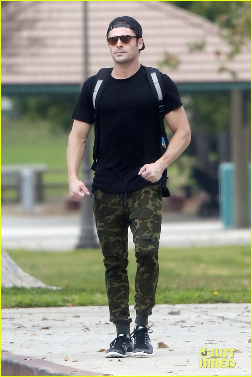 zac efron trainer ahead hsm reunion special 12