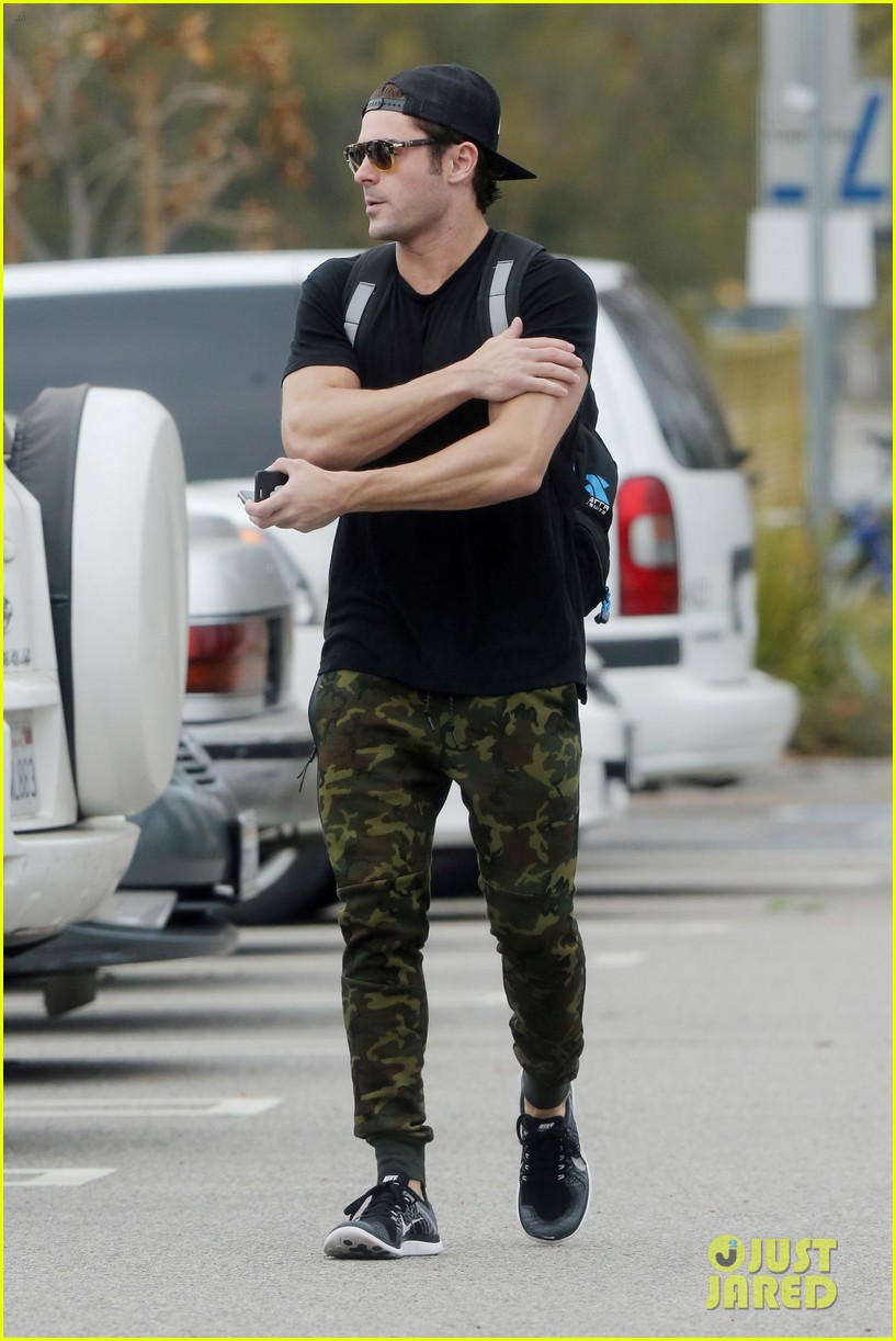 zac efron trainer ahead hsm reunion special 23