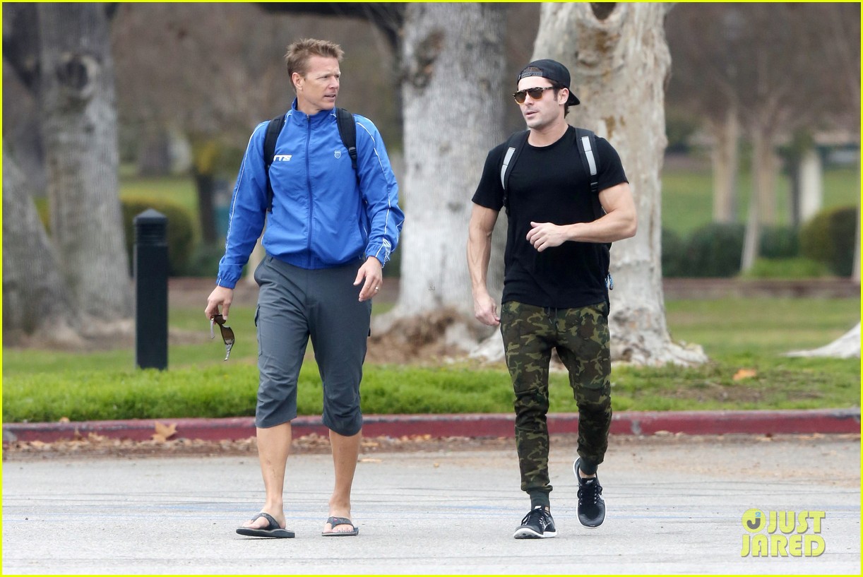 zac efron trainer ahead hsm reunion special 25