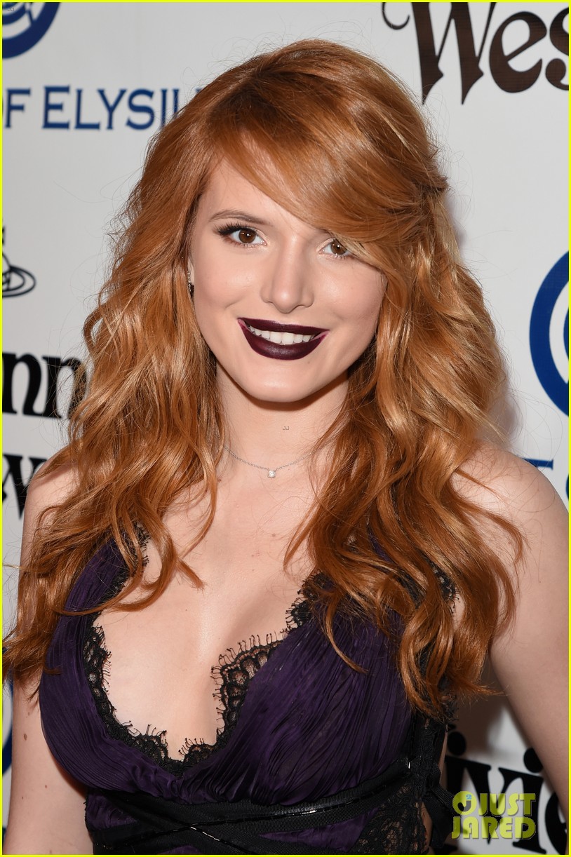 bella thorne and zendaya heat up the red carpet 01