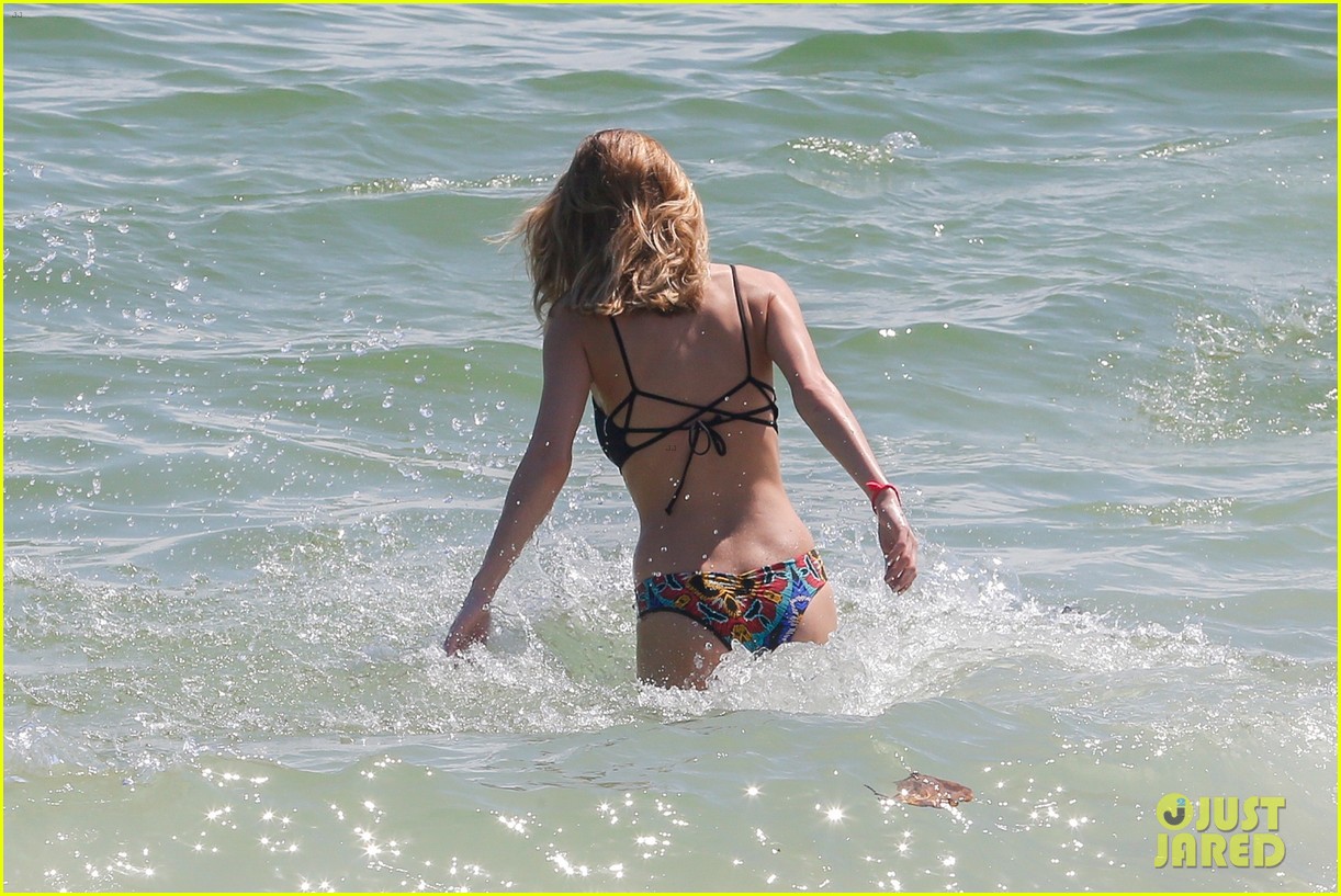 dylan penn beach brazil bikini 57
