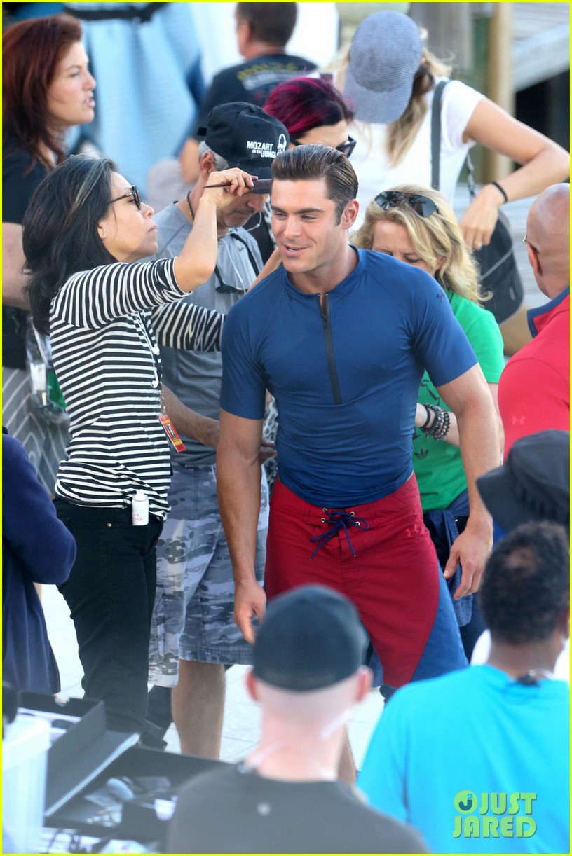 zac efron starts filming baywatch with the rock 01