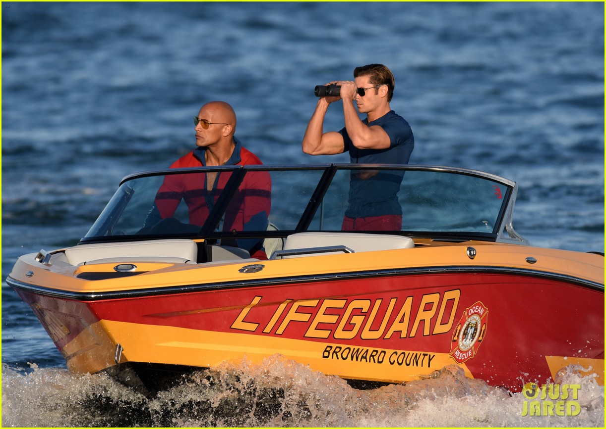 zac efron is having difficulty with swimming in the ocean 27