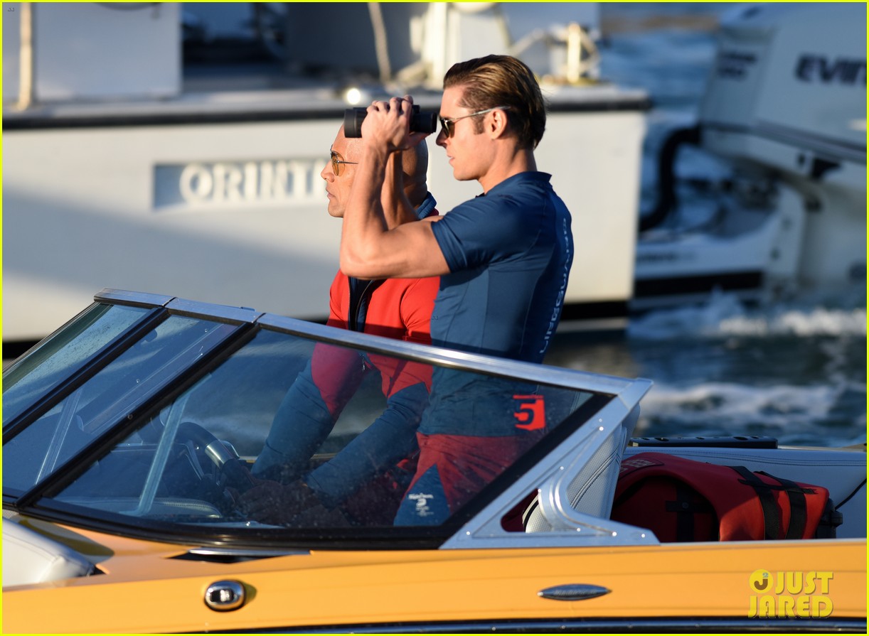 zac efron is having difficulty with swimming in the ocean 36