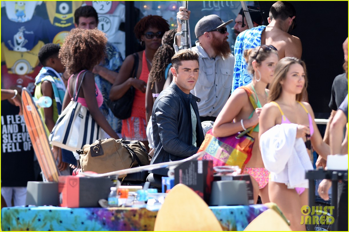 zac efron films baywatch on motorcycle 06