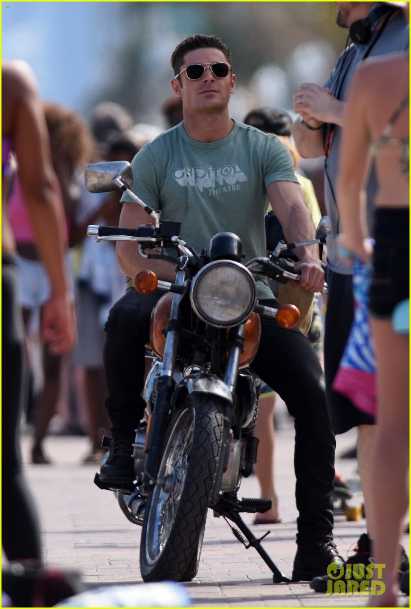zac efron films baywatch on motorcycle 12