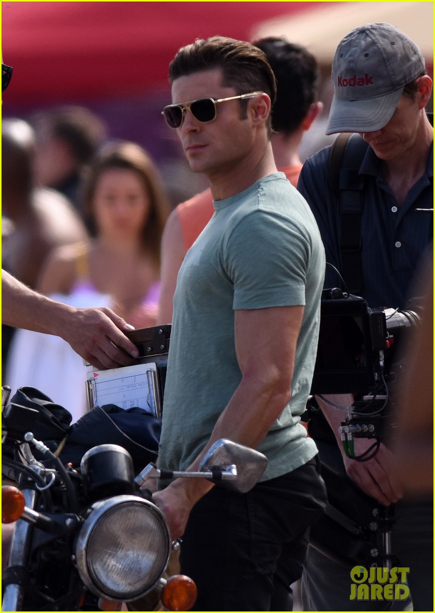 zac efron films baywatch on motorcycle 34