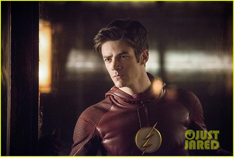 the flash escape earth two part two photos 02