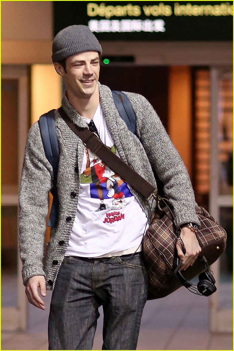grant gustin airport after shooting crossover 09