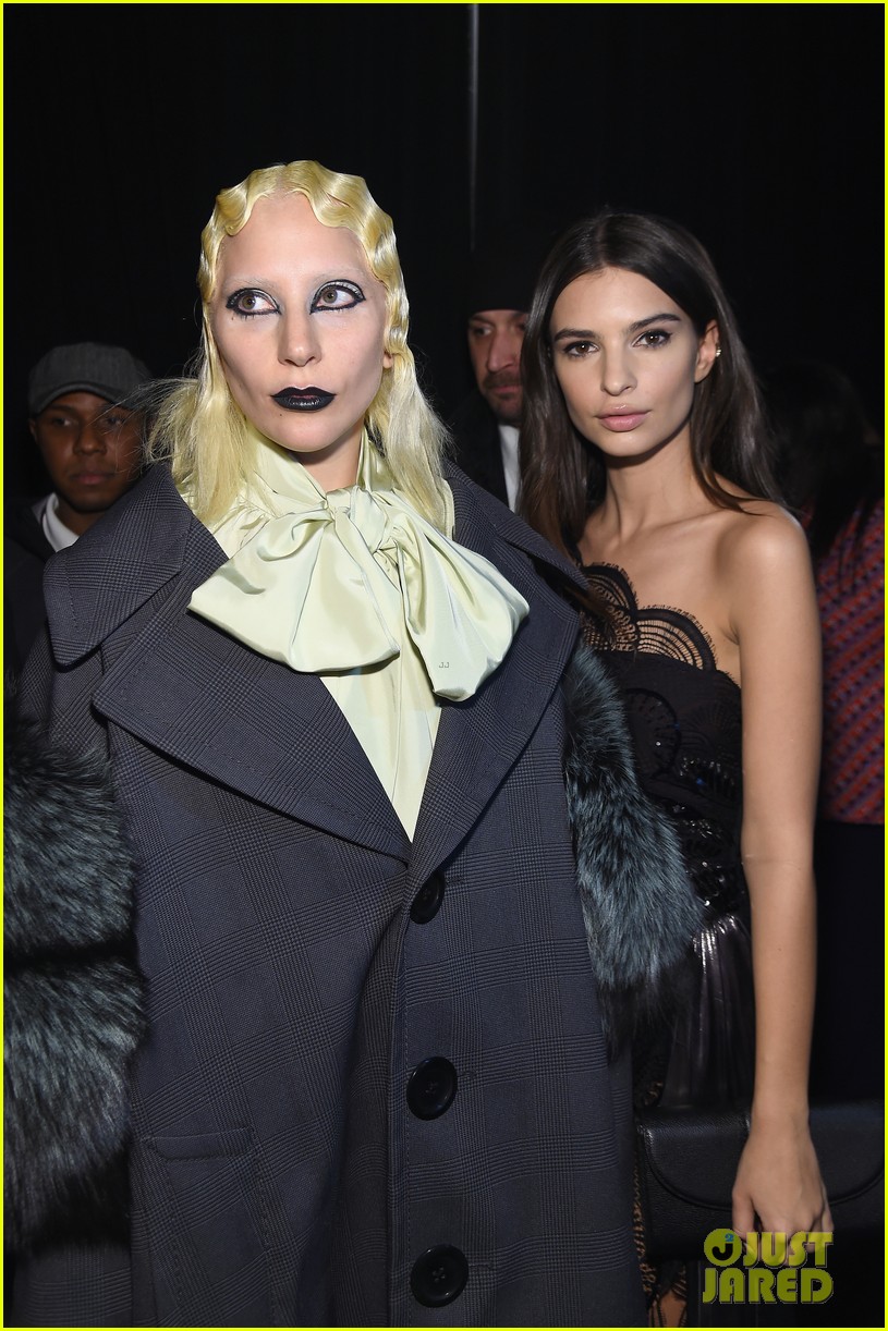 kendall jenner marc jacobs fashion show nyfw 13