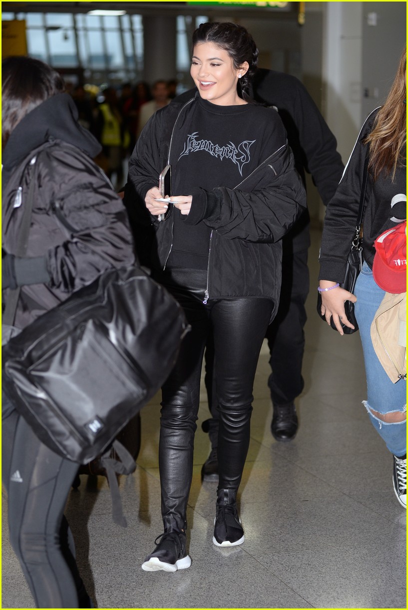 kylie jenner in adidas after puma deal 28