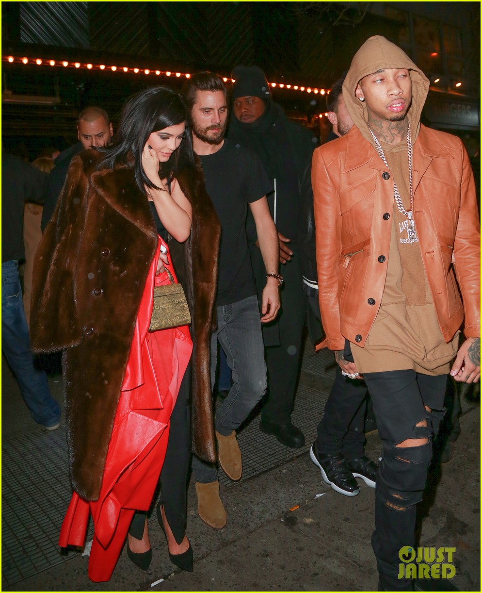 kylie jenner night out nyc scott tyga nail collection news 03