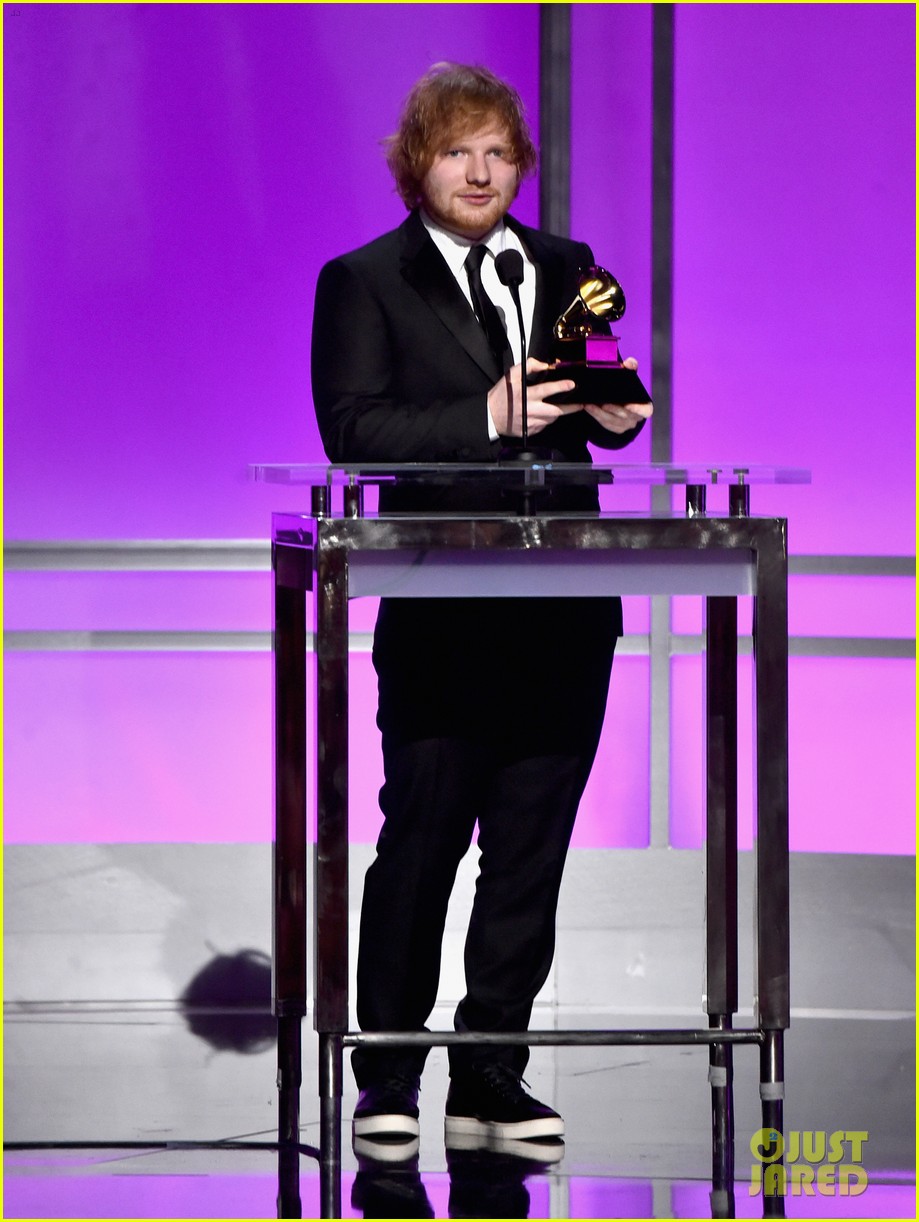 ed sheeran wins song of the year at grammys 2016 04
