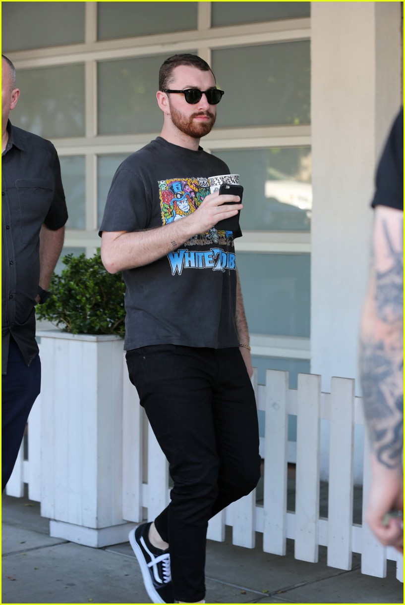 Sam Smith Says Visiting His Family is His Latest Project | Photo 932209 ...