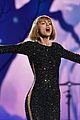 taylor swift out of woods grammys 2016 performance 08