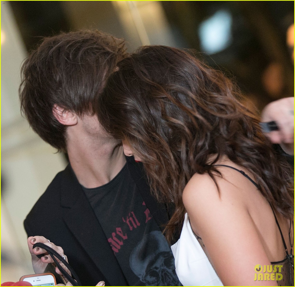 Louis Tomlinson Spends Valentine's Day with Danielle Campbell at Pre