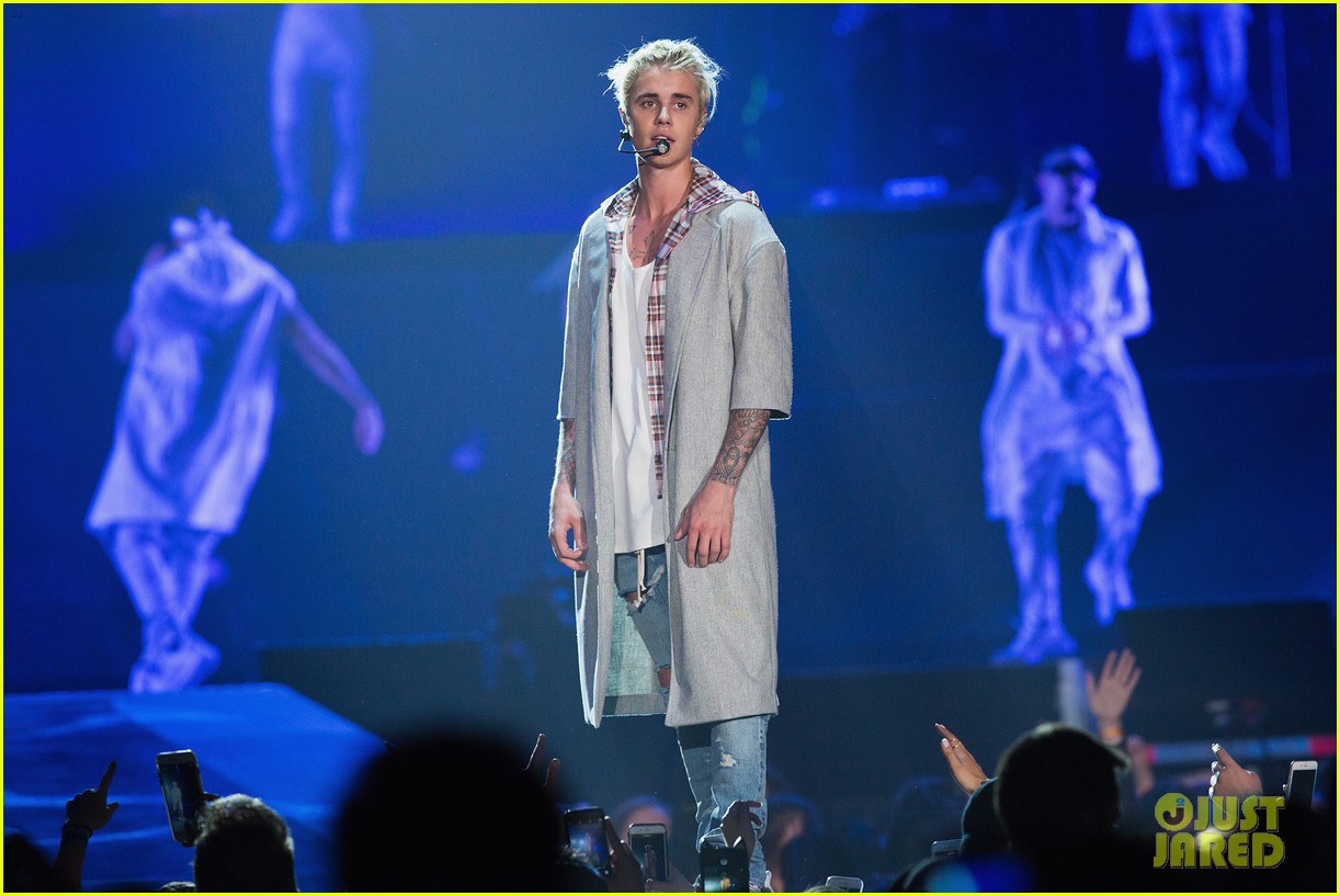 justin bieber cancels all future meet and greets 10