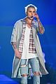 justin bieber debuts new song insecurities on tour 06