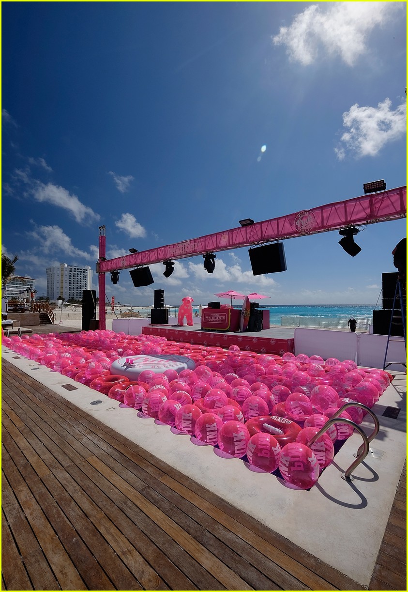 diego boneta pink spring break beach 15